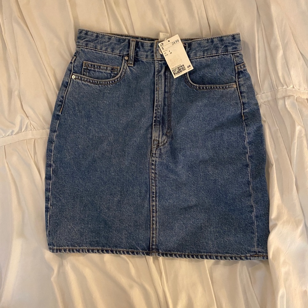 Brand new H&M denim skirt